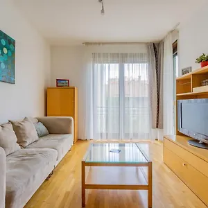 kaz52-apartment-budapest.inbudapesthotels.com/