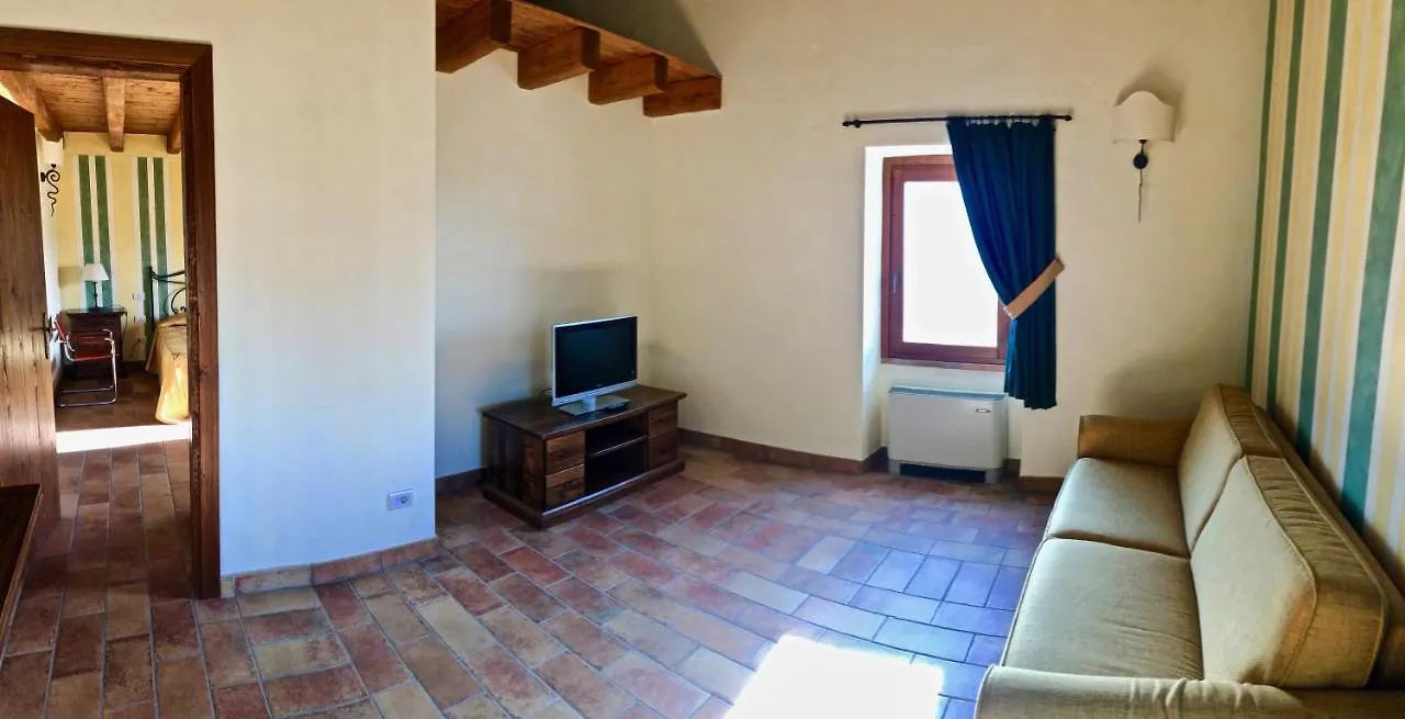 Villa Redona Entratico Farm stay
